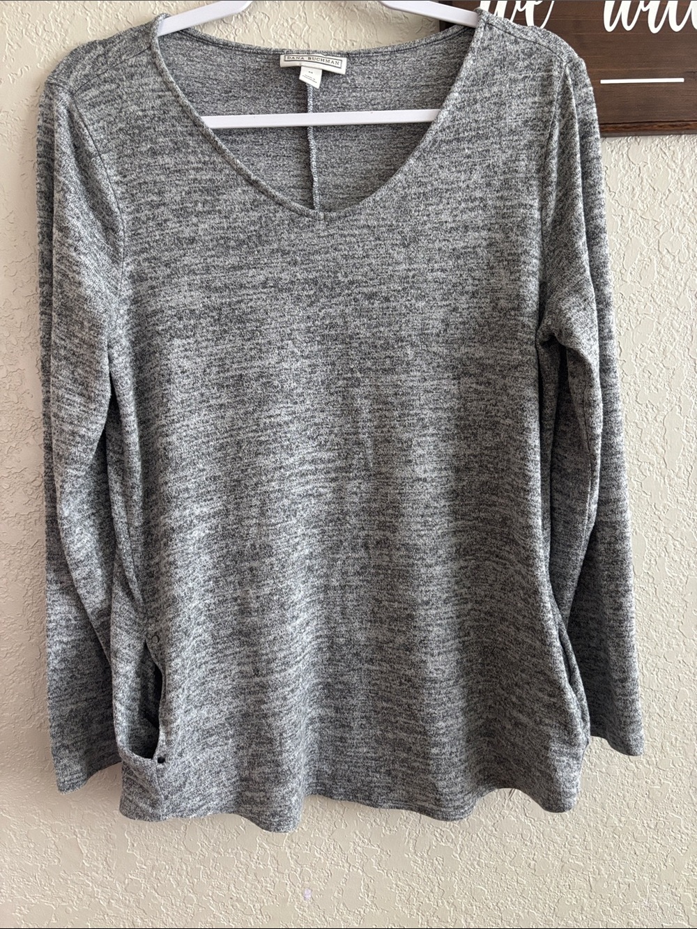 Dana Buchman Heather Gray V-Neck Long Sleeve Sweater